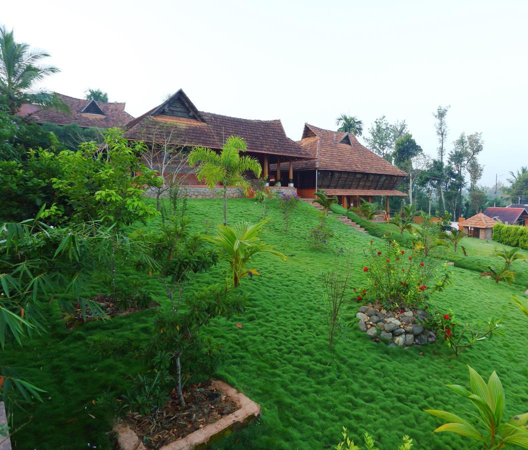 Thejas Resorts Wayanad สุลต่านบาเทรี ภายนอก รูปภาพ